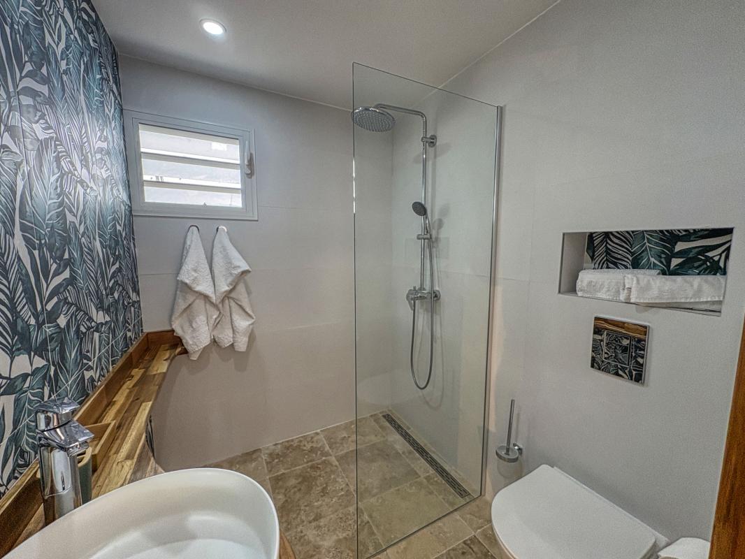 40.Location villa piscine Sainte Anne Guadeloupe_Suite 3 vue mer